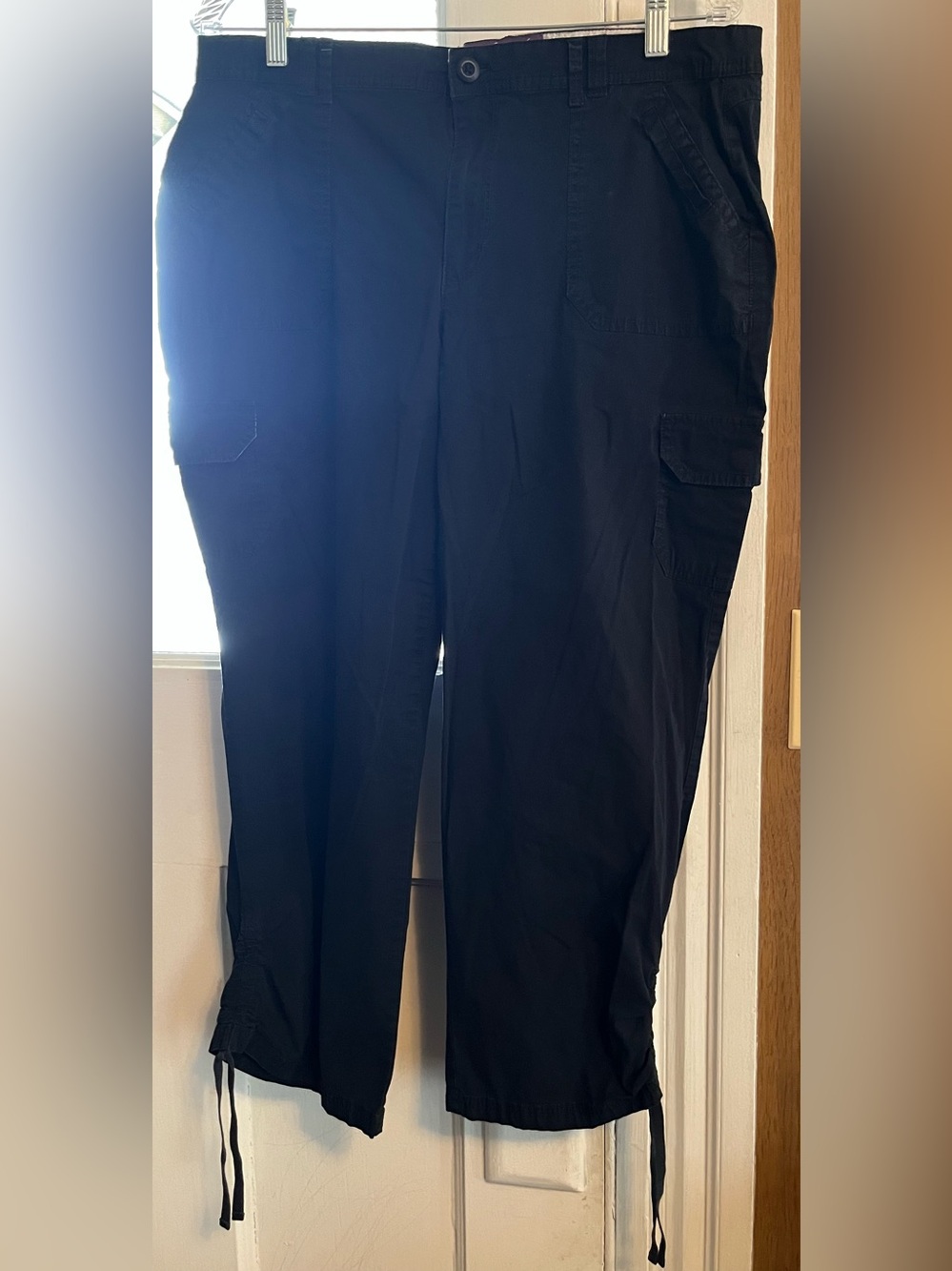 🔥5/$15🔥Used Gloria Vanderbilt Black Capris with Cargo Pockets